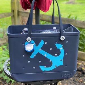 NWT original large bogg bag ANCHOR navy blue